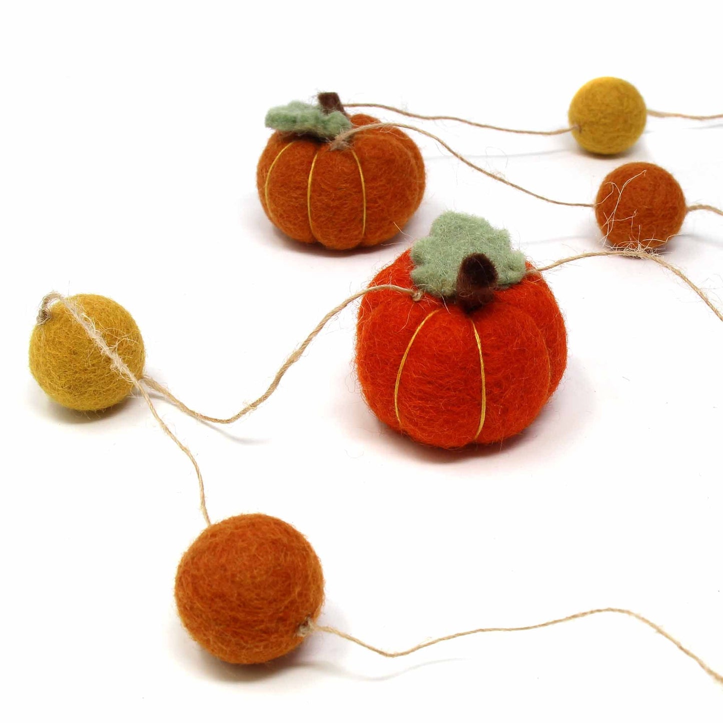 Hand Felted Garland: Pumpkins - Global Groove