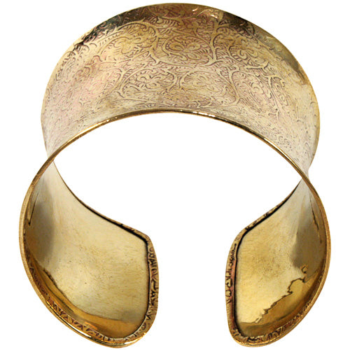 <center>Bronze Cuff with Vine Detail </br>Crafted by Artisans in India </br>Measures 2" wide x 2-1/2" diameter</center>