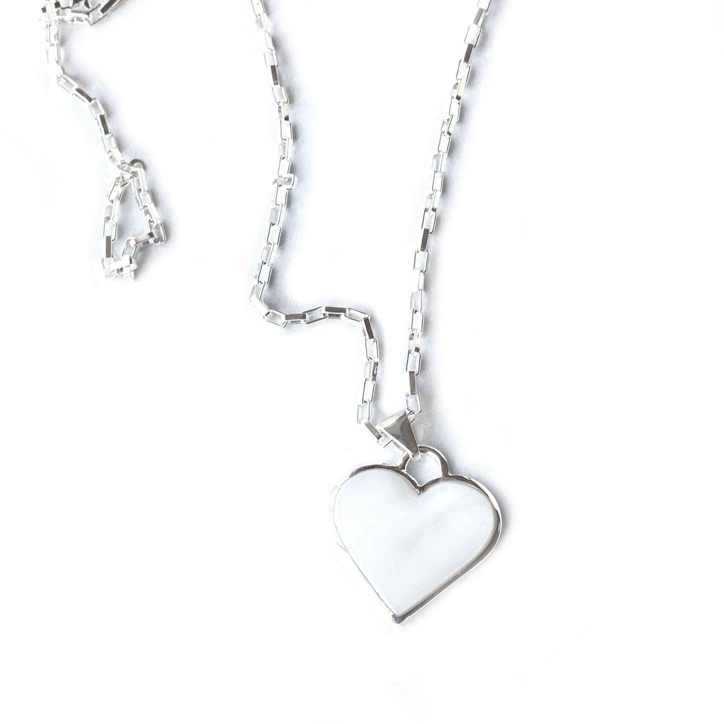 Corazon Blanco White Heart Pendant with Chain