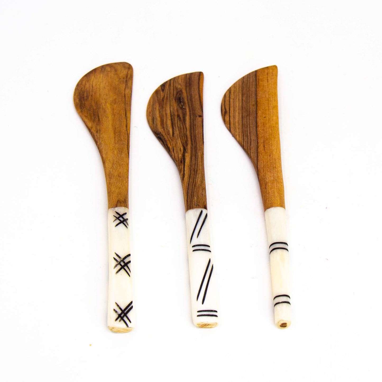 Simple Batik Olive Wood Spreader- Set of 3